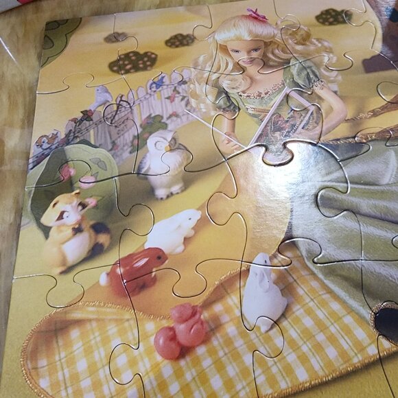 Barbie Puzzle 24 Piece 2000 Mattel Reading Bunny Scene Ages 3-7 Complete - Picture 5 of 7